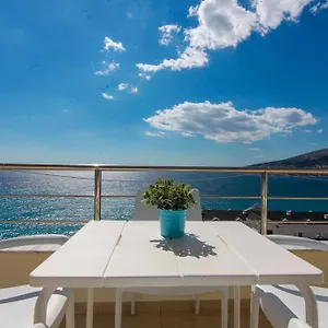 Blue Sea Appartamento Sarandë
